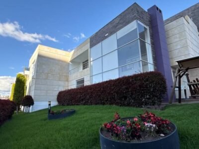 Casa campestre en venta al norte de Tunja en condominio exclusivo – Amplia y moderna