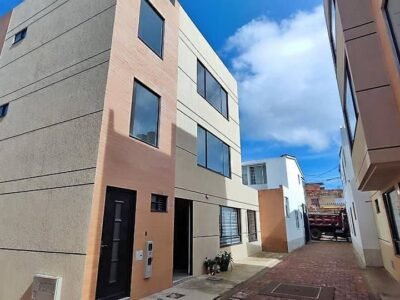 Casa Dúplex en Conjunto Cerrado en Barrio Paraíso – Tunja