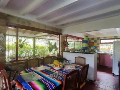 Casa campestre con cabañas y gran terreno en Villa de Leyva